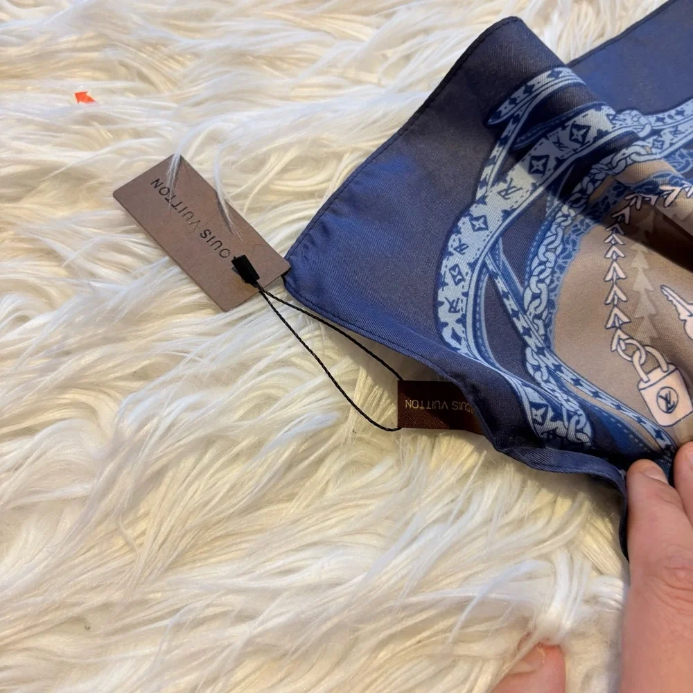 Louis Vuitton Monogram Multicolored Printed Silk Scarf‼️LAST ONE LEFT